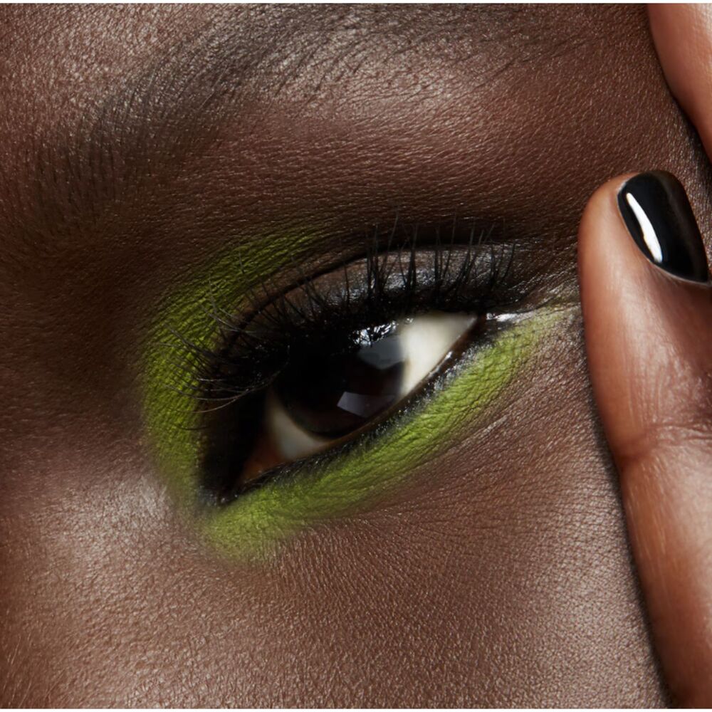 MAC Eye Shadow Matte "What's the wifi" neon lime green .05 oz / 1.5 g ~ NEW! - Picture 6 of 10